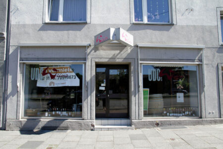 Bochum <br />
Dorstener Str. 341 <br />
7 Wohneinheiten und 2 Gewerbe und 6 Garagen