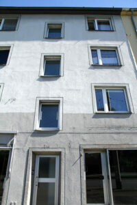 Bochum <br />
Dorstener Str. 341 <br />
7 Wohneinheiten und 2 Gewerbe und 6 Garagen