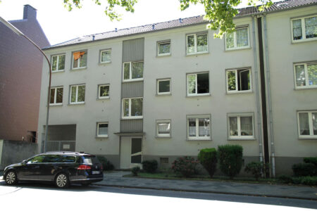 Gelsenkirchen <br />
Schemannastr. 31-35 <br />
18 Wohneinheiten und 9 Garagen