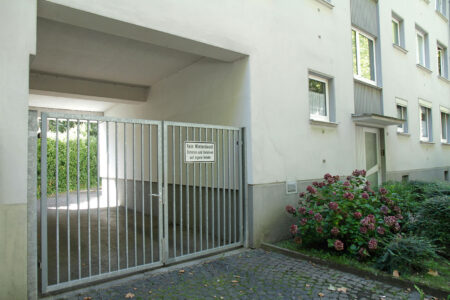 Gelsenkirchen <br />
Schemannastr. 31-35 <br />
18 Wohneinheiten und 9 Garagen