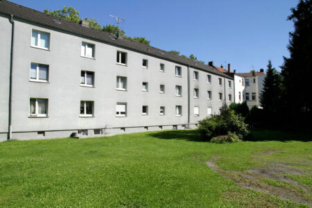 Gelsenkirchen <br />
Schemannastr. 31-35 <br />
18 Wohneinheiten und 9 Garagen